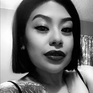 Meet your Posher, Mayramayra